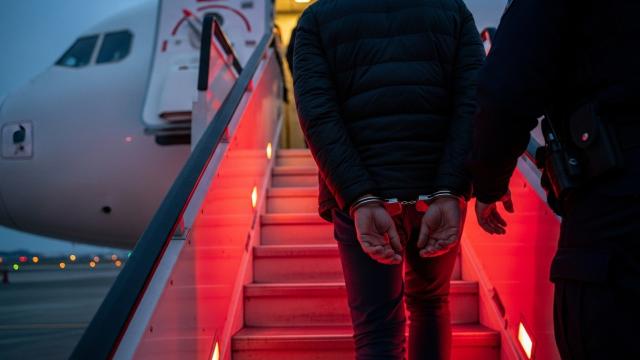 Azərbaycan və digər ölkələr axtarışda olan şəxsləri Türkiyəyə təhvil verib