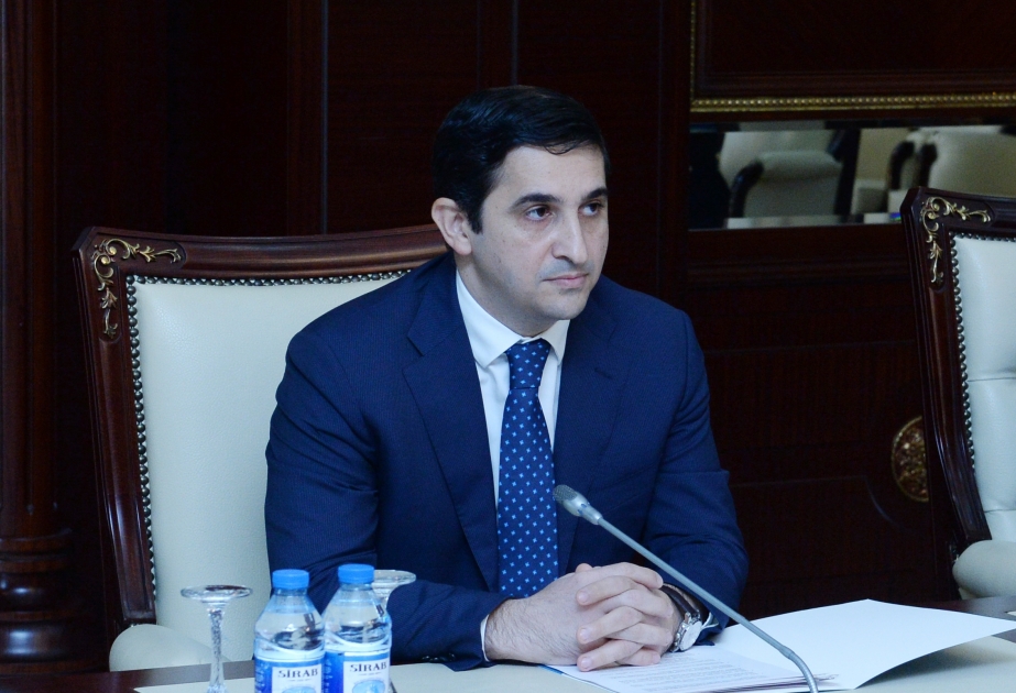 Ədliyyə naziri rektorun oğlunu vəzifədən azad etdi - EKSKLÜZİV