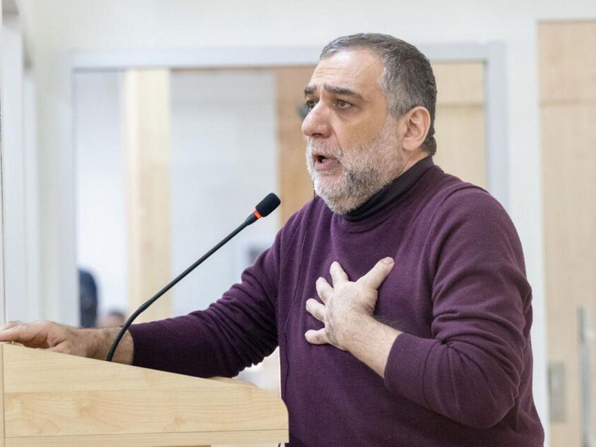 Ruben Vardanyanın cinayət işi üzrə məhkəmə yekun qərarla bağlı müşavirəyə gedib
