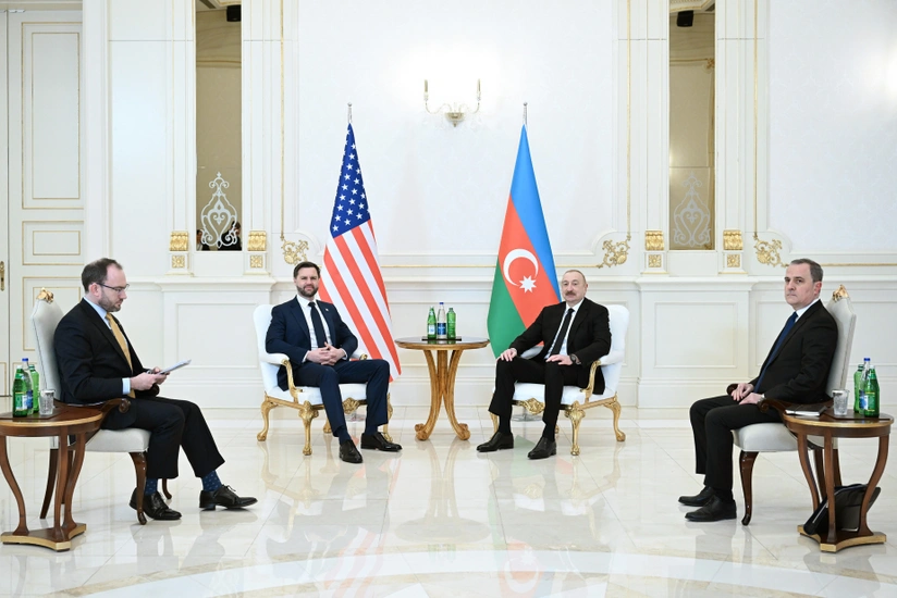 İlham Əliyevlə Cey Di Vensin məhdud tərkibdə görüşü başa çatıb - FOTO - YENİLƏNİB