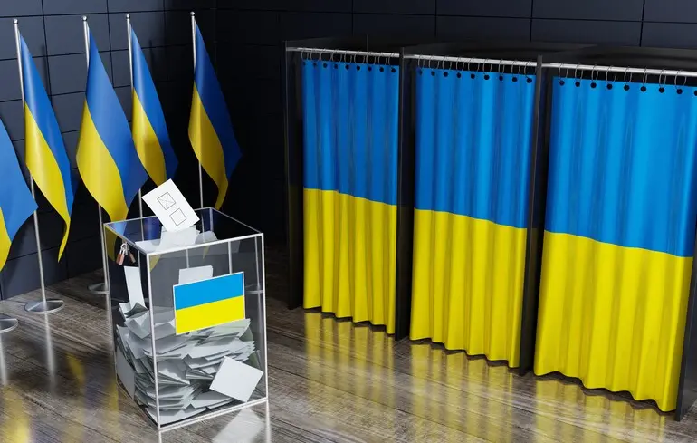 Ukraynada prezident seçkiləri daha tez keçirilə bilər