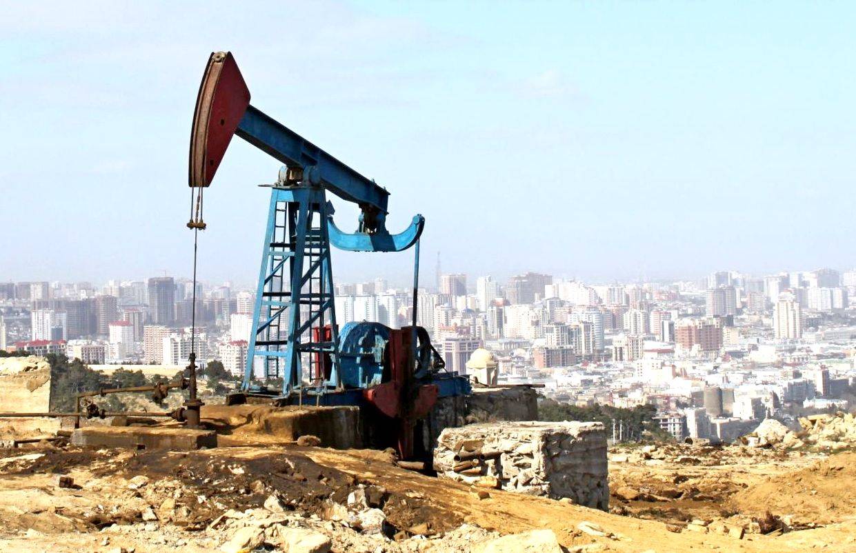 Azərbaycan nefti 2 dollaradək ucuzlaşdı