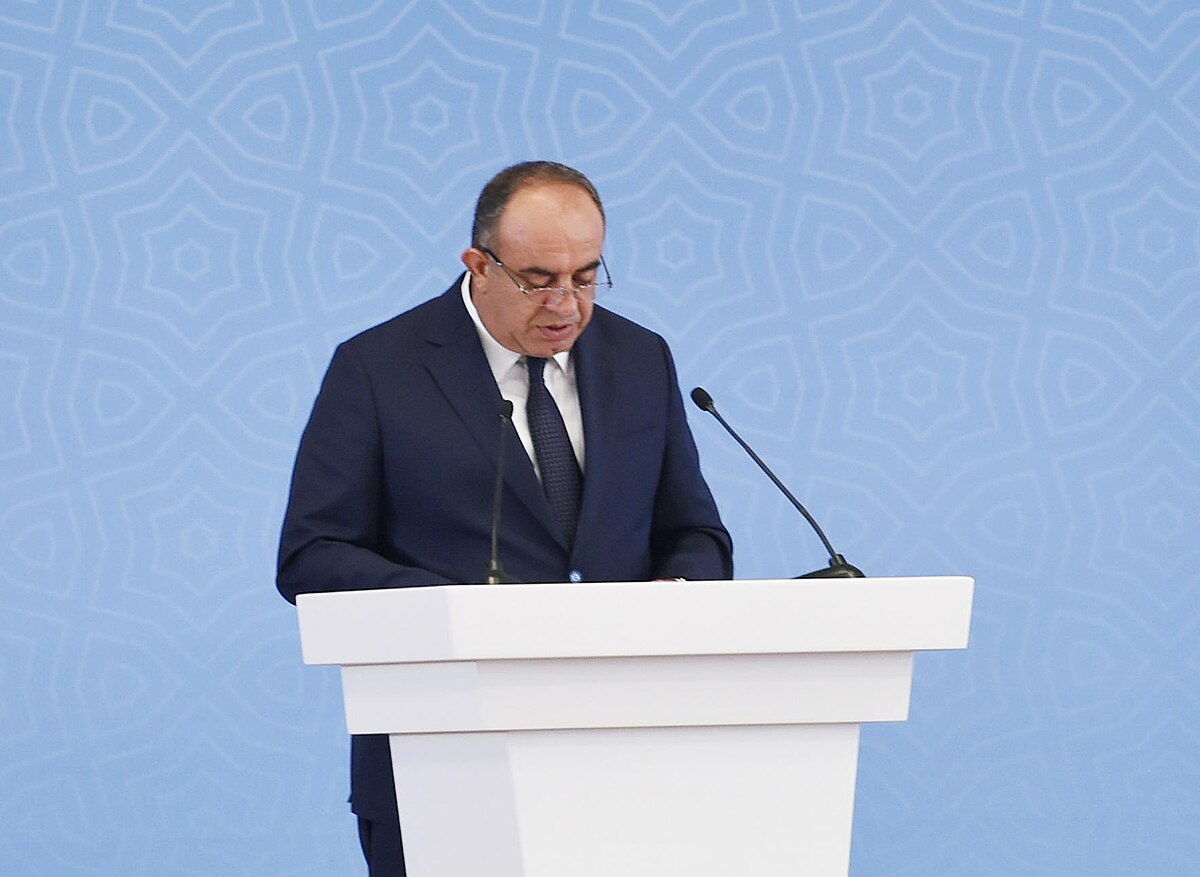 Qaxın sabiq icra başçısının həbs müddəti uzadıldı