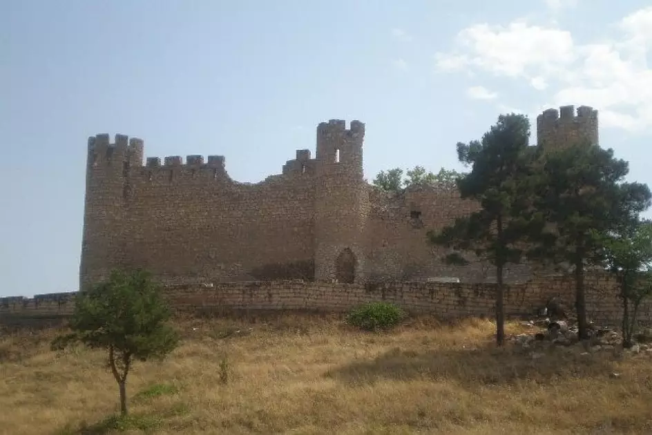 “Şahbulaq qalası”nın ətrafında turizm infrastrukturu yaradılacaq – 3,5 milyon manat ayrıldı