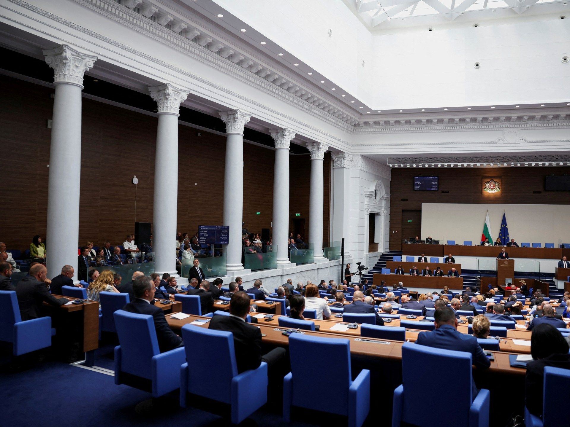 Bolqarıstanda parlament seçkiləri aprelin 19-na təyin olunub