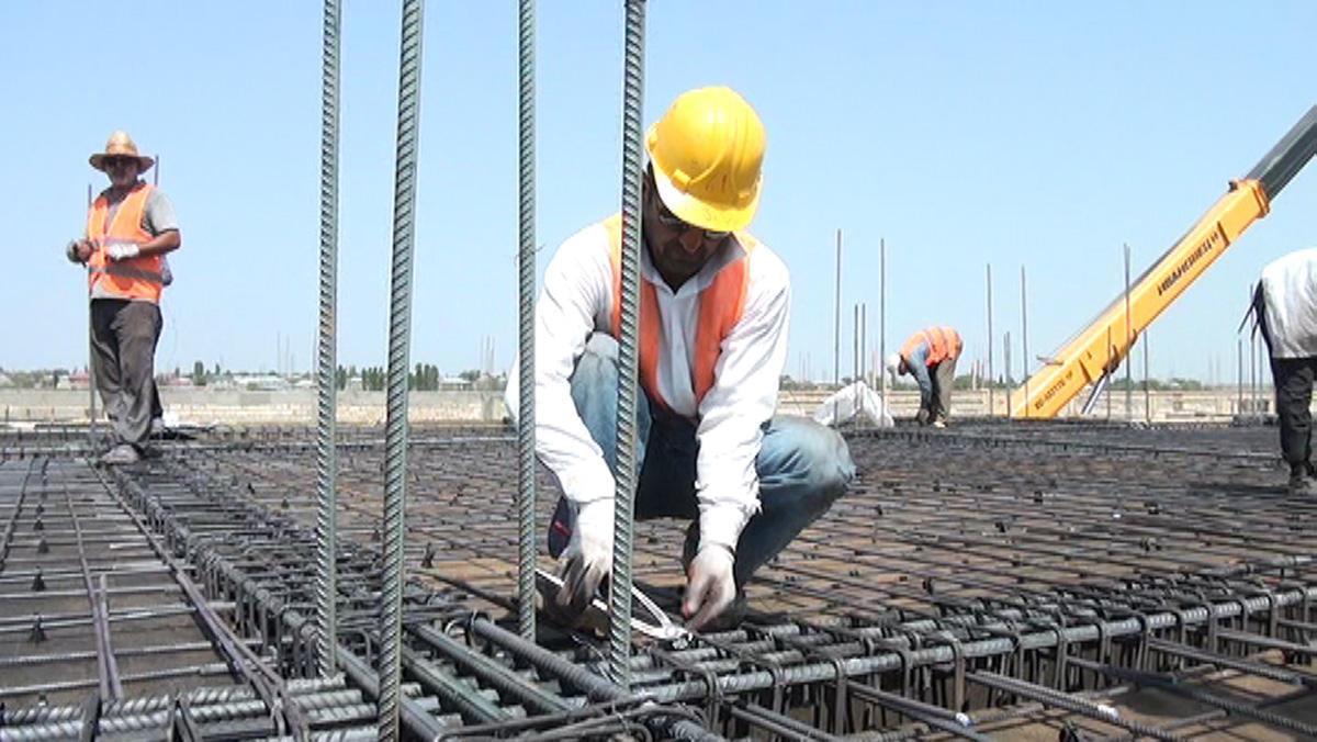 Azərbaycanda inşaat işlərinin 92 %-dən çoxu özəl sektorun payına düşüb