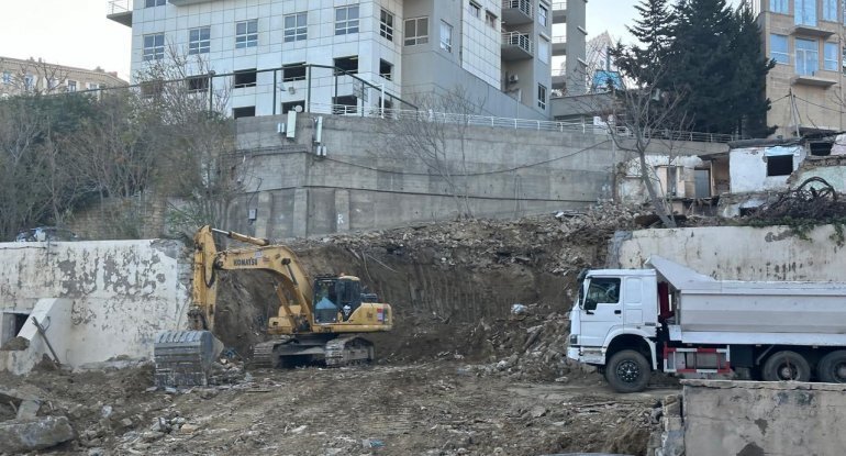 Paytaxtın mərkəzində minlərlə EV SÖKÜLƏCƏK: Böyük parkların salınması planlaşdırılır - VİDEO