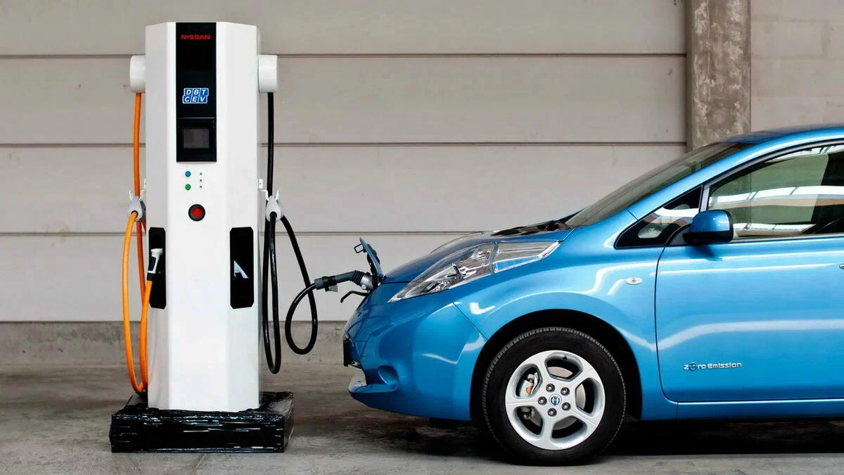 Azərbaycan son 5 ildə elektrikli avtomobil idxalına nə qədər xərc çəkdi? - CƏDVƏL