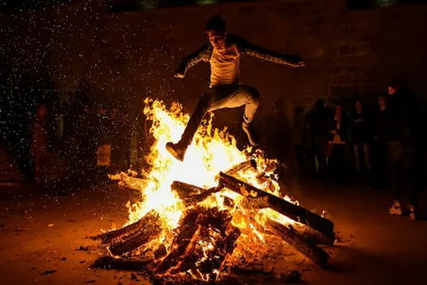 FHN Novruz çərşənbələrində yanğın təhlükəsizliyi ilə bağlı əhaliyə müraciət edib