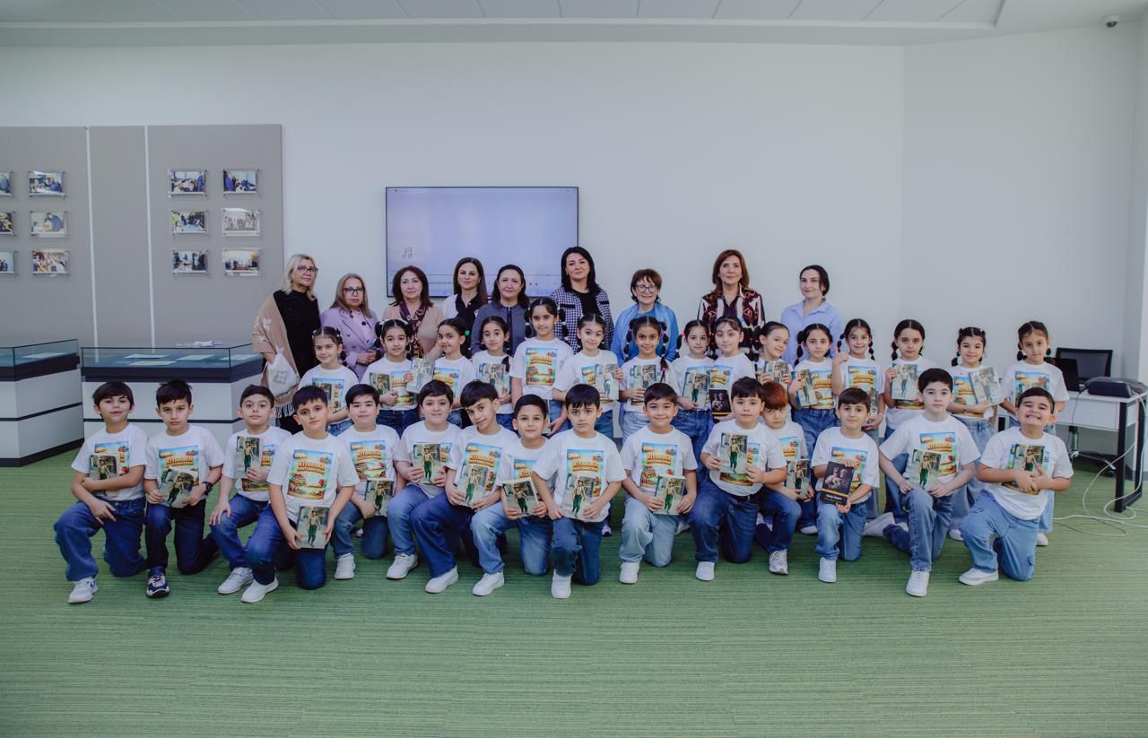 Bu məktəbdə şagirdlər dünyaca məşhur yazıçının kitabının təqdimatını keçirdilər - FOTO