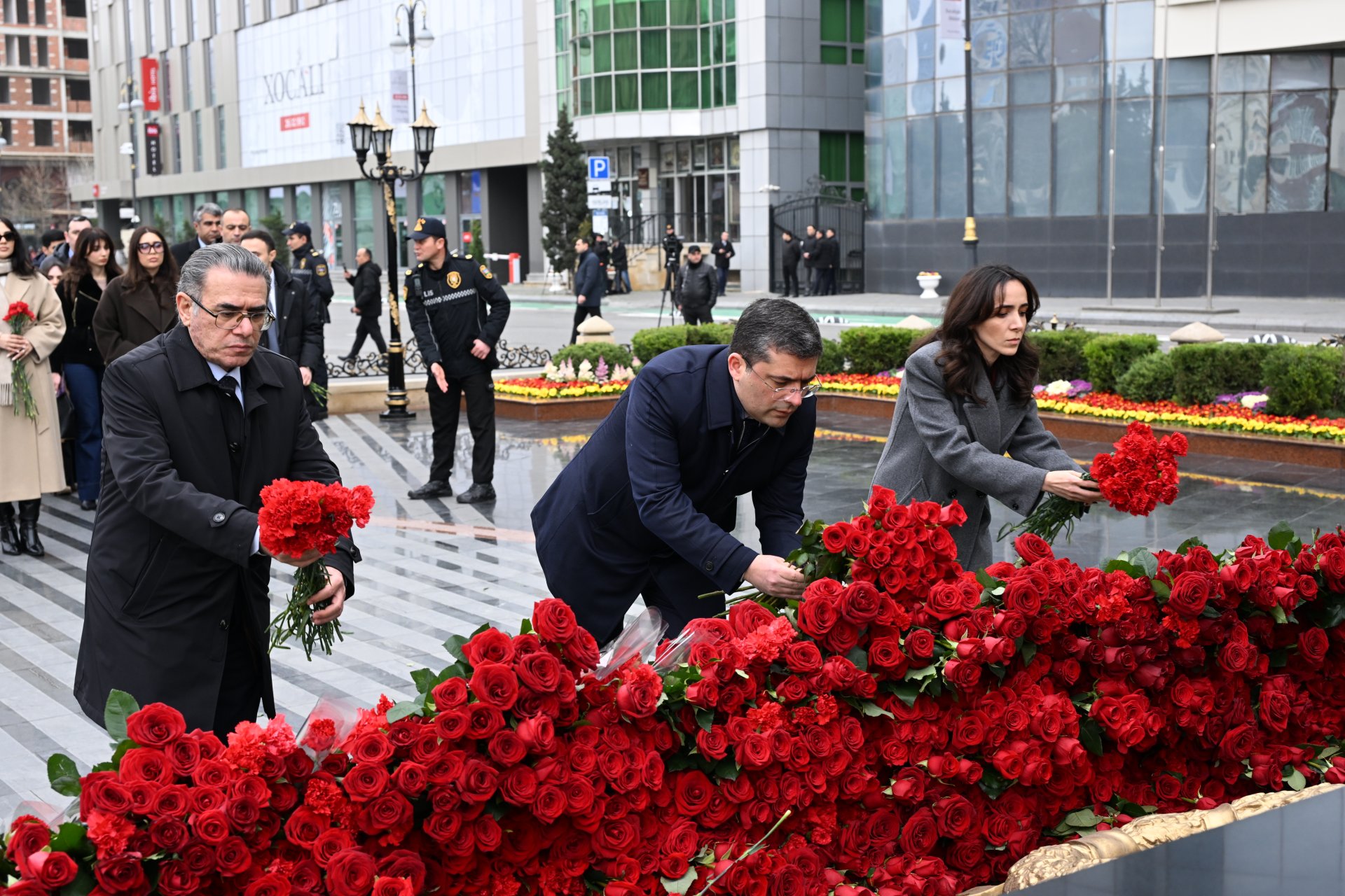 MEDİA-nın kollektivi Xocalı soyqırımı abidəsini ziyarət edib - FOTO