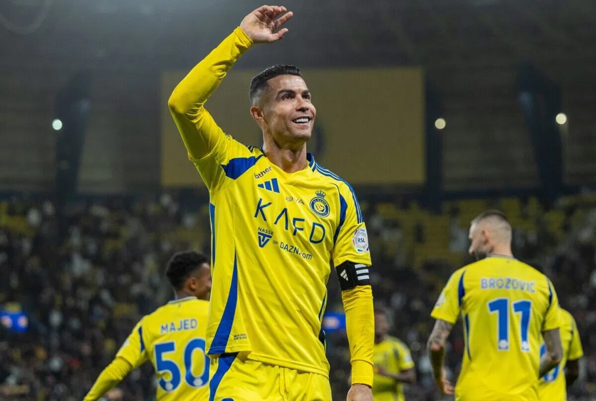 Kriştiano Ronaldo İspaniya klubunda pay alıb