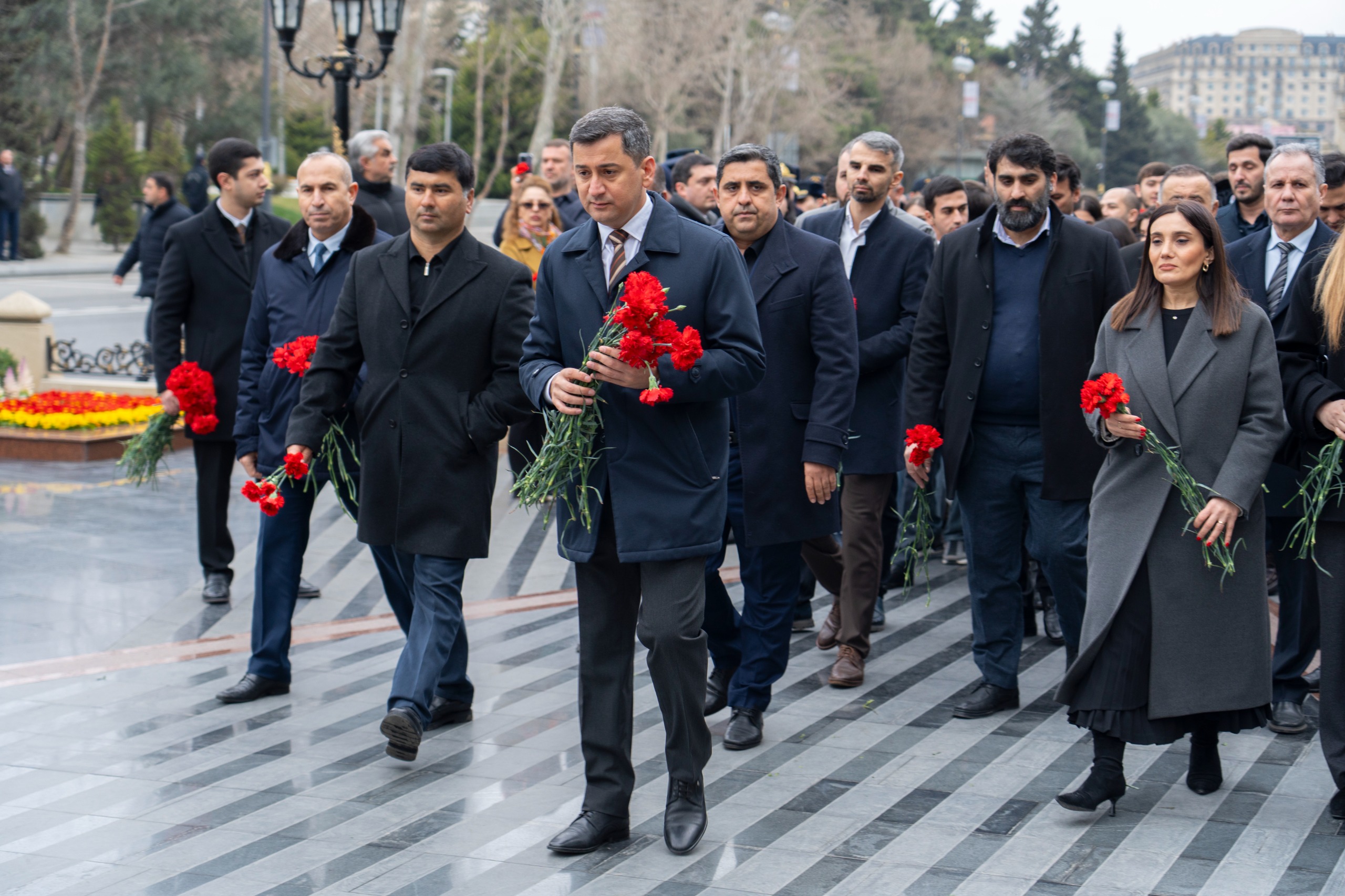 İCMA və İş Adamları Cəmiyyətinin Milli Assosiasiyasının İdarə Heyətinin kollektivi Xocalı soyqırımı abidəsini ziyarət edib - FOTO 