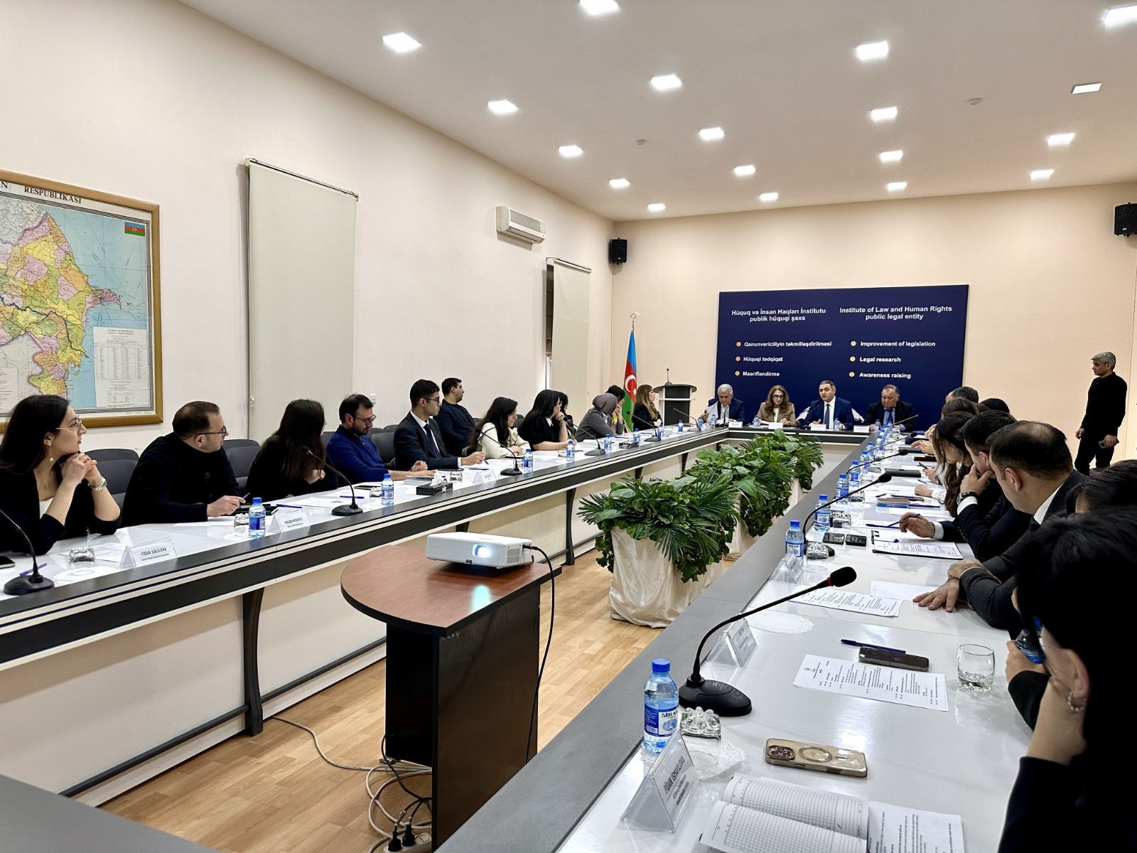 Hüquqşünaslar üçün “İddia ərizəsinin hüquqi əsasları” mövzusunda təlim təşkil olunub - FOTO