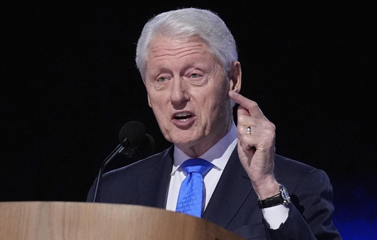 Bill Klinton Epşteyn işi ilə əlaqəsini təkzib etdi