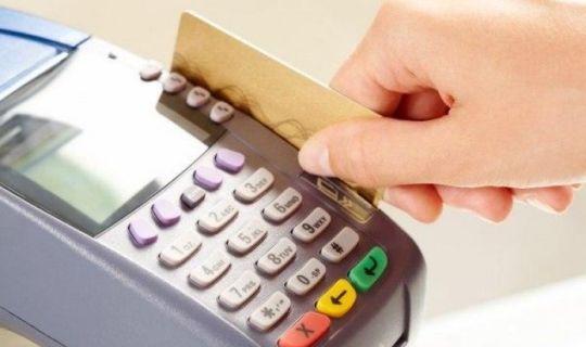 Azərbaycanda nağdsız ödənişlər il ərzində 11 %-dən çox artıb