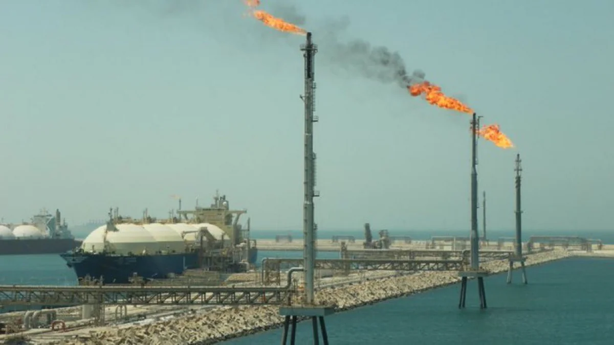 İranın zərbələri "QatarEnergy"nin zavodlarında istehsalın dayanmasına səbəb olub