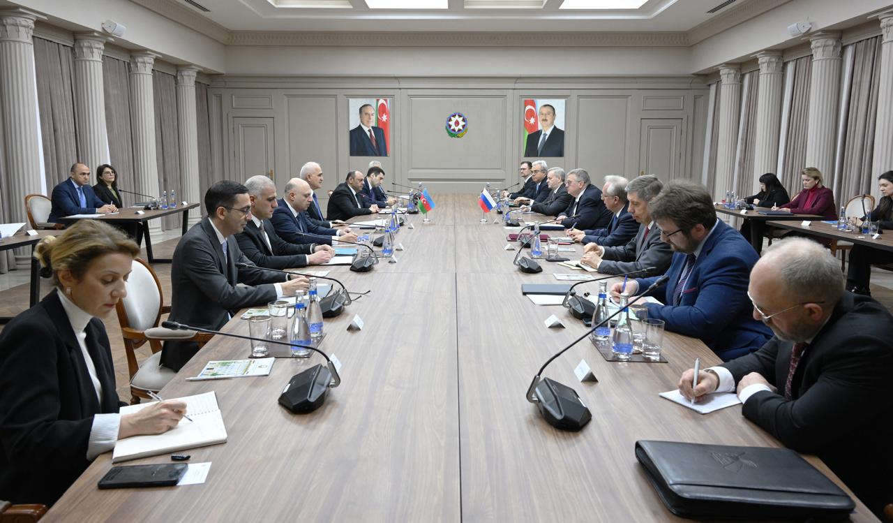 İqtisadi əməkdaşlıq üzrə Rusiya-Azərbaycan Hökumətlərarası Komissiyasının həmsədrləri görüşüb - FOTO