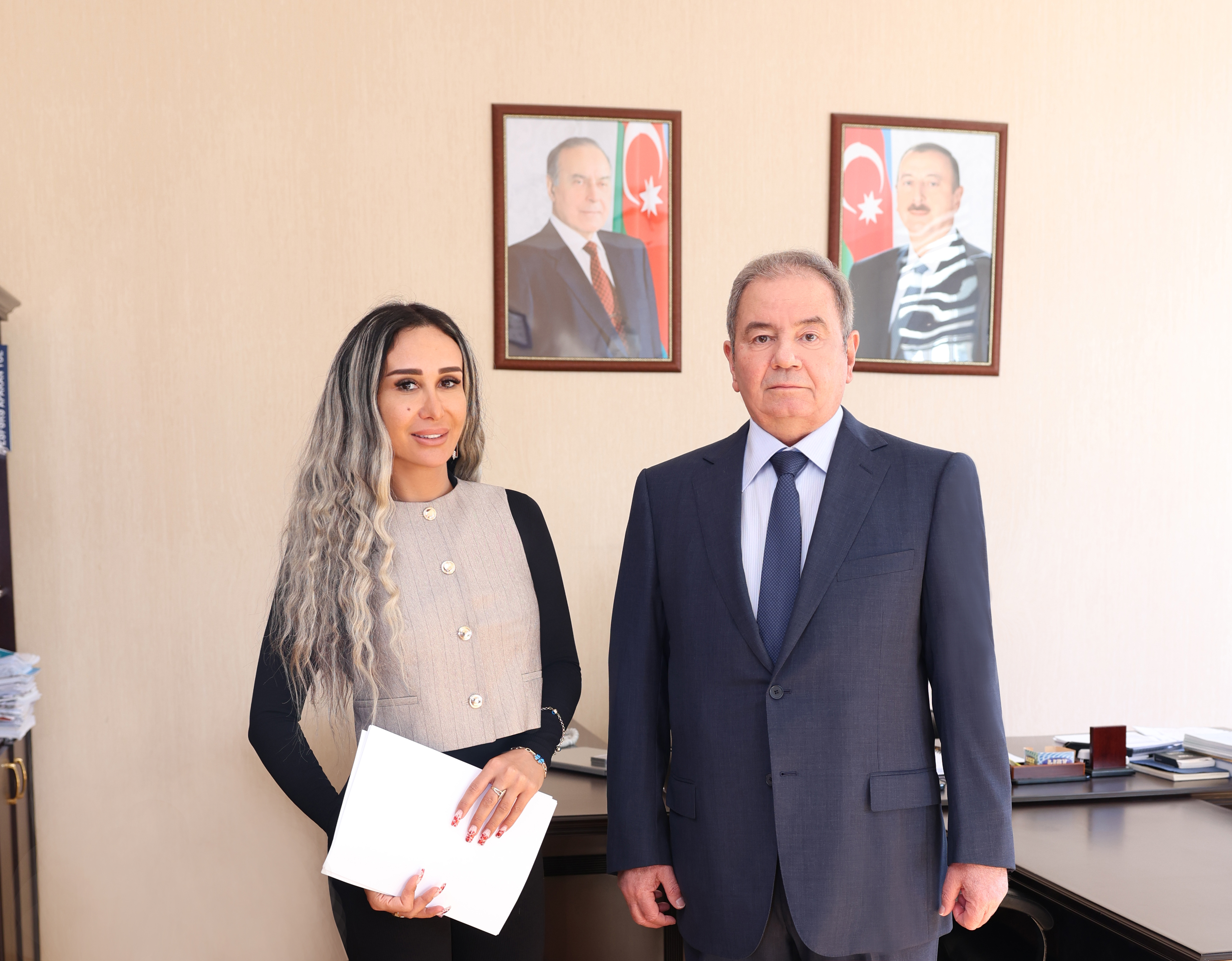 Akademik Əli Abbasovun rəqəmsal əkizi müsahibə verib - AMEA-dan yenilik