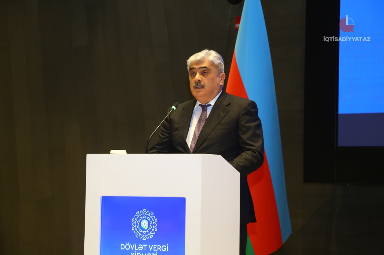 Samir Şərifov: Vergi siyasəti büdcə gəlirlərini artırmaqla yanaşı, iqtisadi fəallığı dəstəkləməlidir