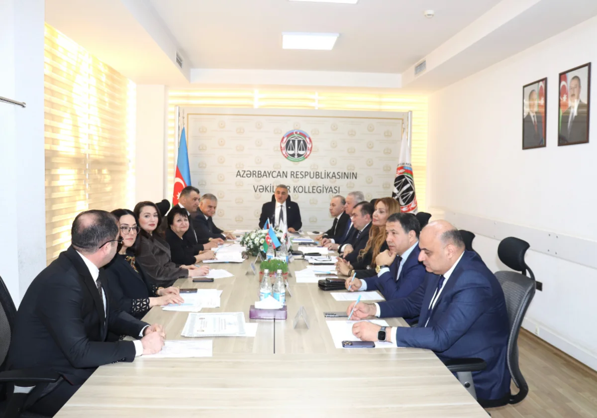 Vəkillər Kollegiyasından bir vəkil xaric olunub, üçü cərimələnib