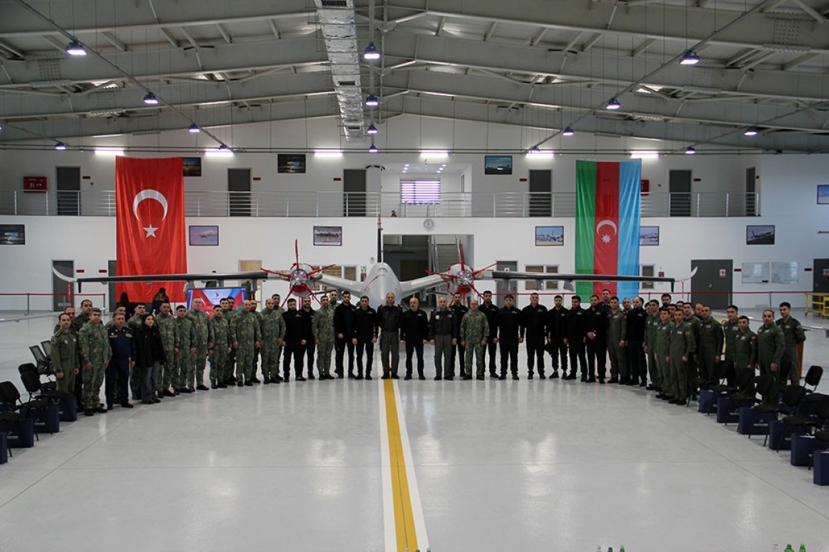 HHQ-də Bayraktar kursunun birinci buraxılış mərasimi keçirilib - FOTO