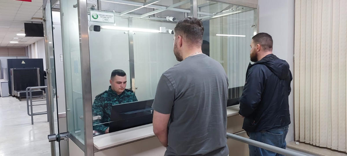 Daha iki ölkənin diplomatik nümayəndələri İrandan Azərbaycana təxliyə olunub