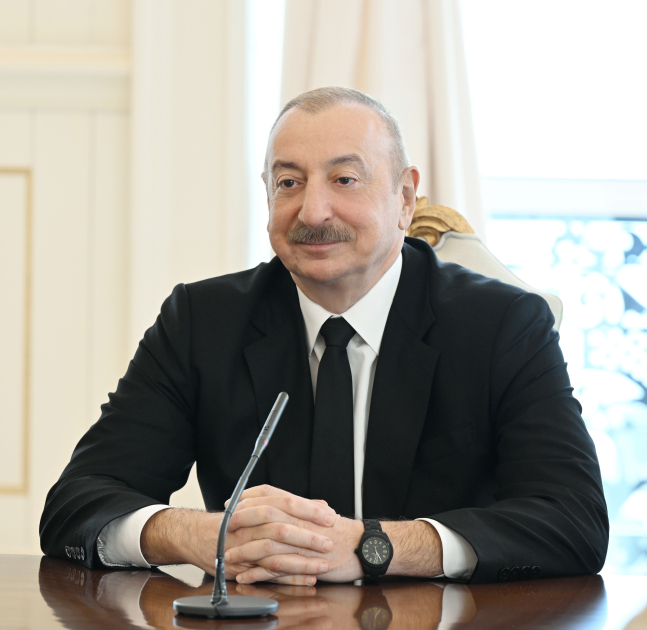 Dövlət başçısı: Biz külək və Günəş enerji stansiyalarına böyük sərmayə yatırırıq