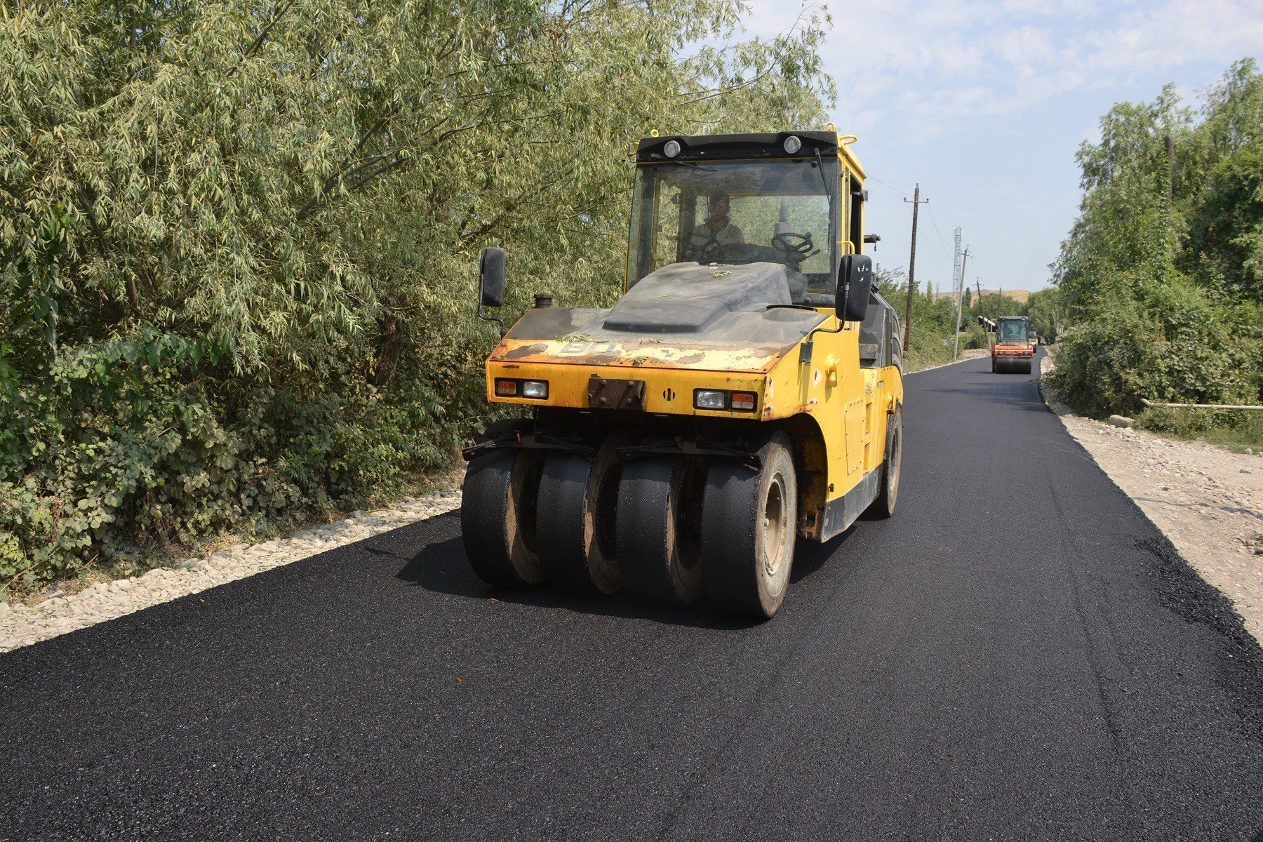 Ötən il Azərbaycanda bu qədər yol tikilib