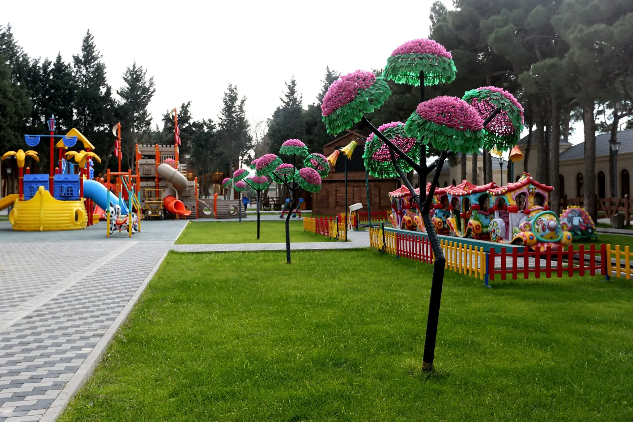 Naxçıvanda bu ərazilərdə uşaq əyləncə parkları tikiləcək