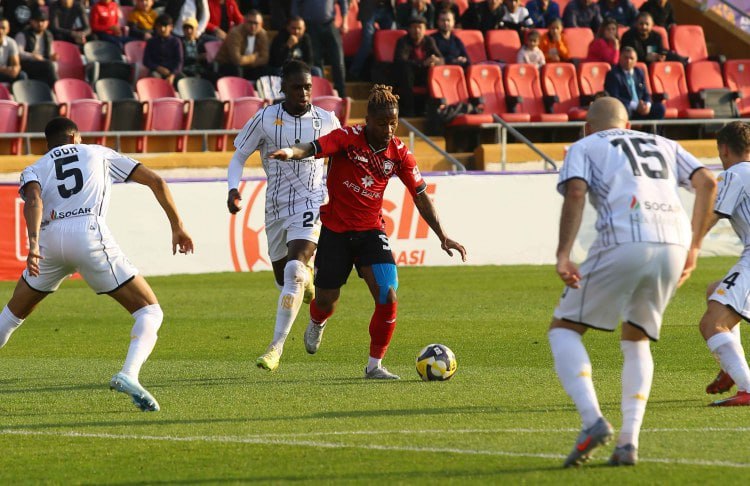 “Neftçi” “Qəbələ”ni məğlub edib