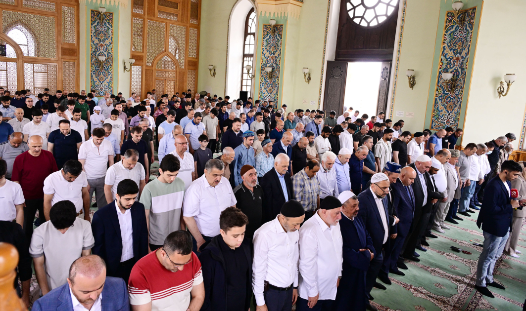 Bayramı namazının vaxtı və fitrə zəkatının məbləği açıqlandı