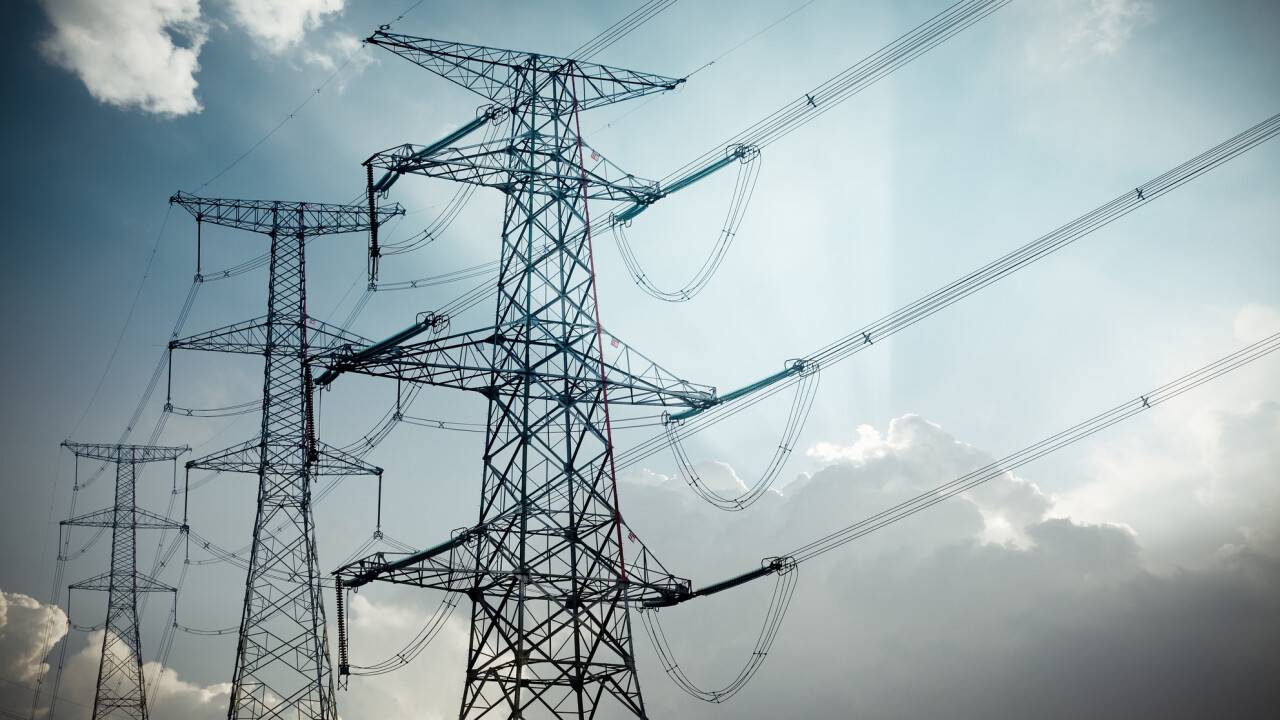 Azərbaycanda elektrik verilişi xətlərinin online diaqnostikası aparılacaq