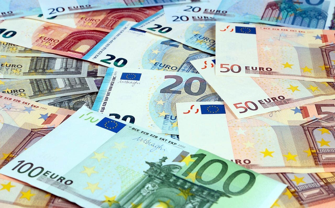 İspaniya Ukraynaya 1 milyard avroluq yardım vəd etdi