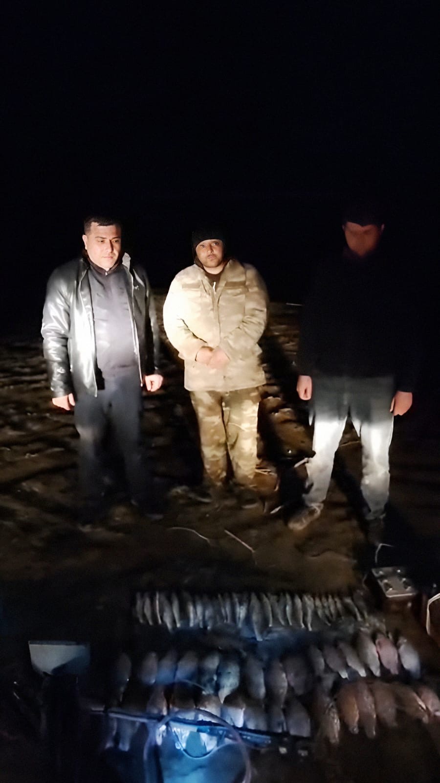 Kür çayında qanunsuz balıq ovlayan 3 nəfər saxlanılıb