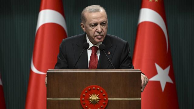 Ərdoğan: Yaxın Şərqdəki münaqişənin təsirlərini yaxından izləyirik