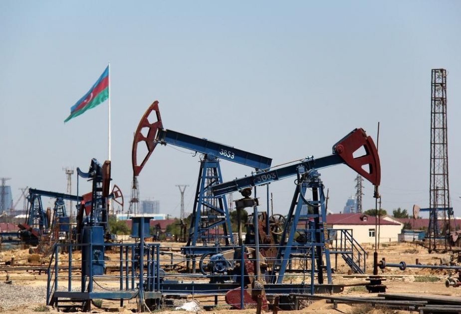 Neft və qaz hasilatı 4,5 milyard manatı ötüb