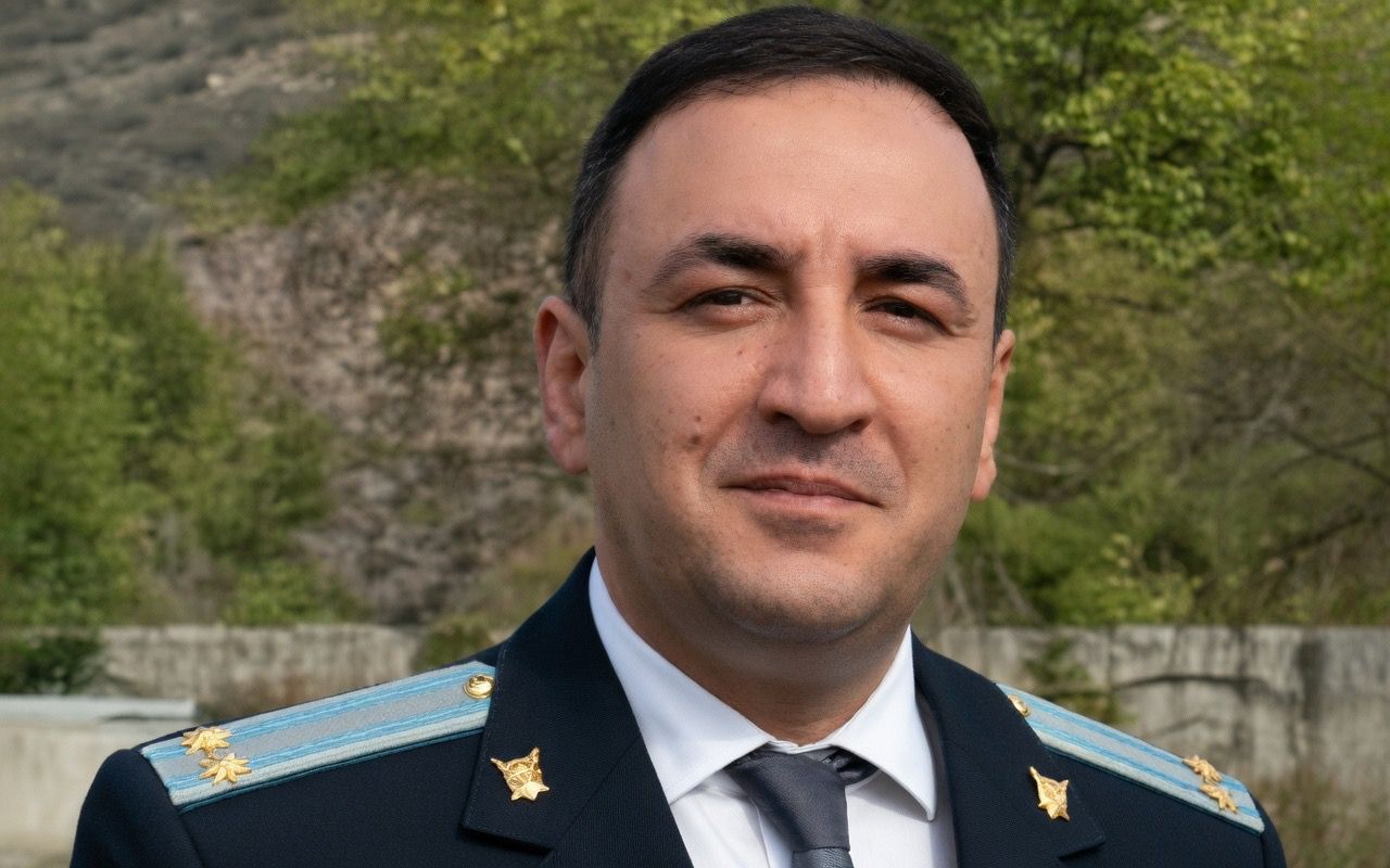 Qalmaqallı prokuror işdən çıxarıldı - FOTO