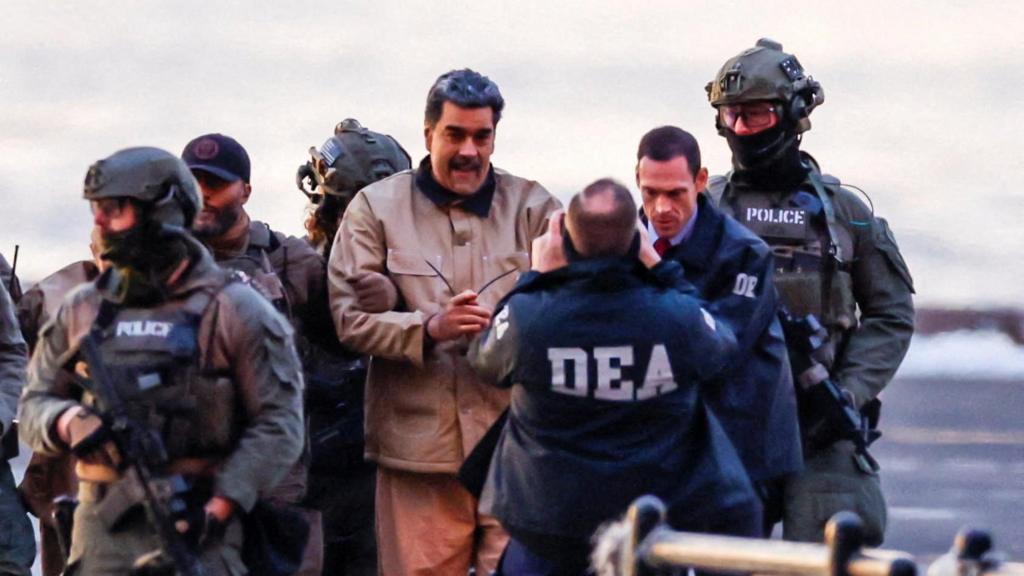 Maduro və həyat yoldaşı federal məhkəmə qarşısına çıxıblar