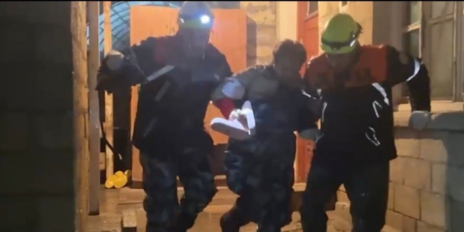 İntensiv yağışlarla əlaqədar Bakı, Sumqayıt və Abşeronda 42 nəfər təxliyə olunub - YENİLƏNİB