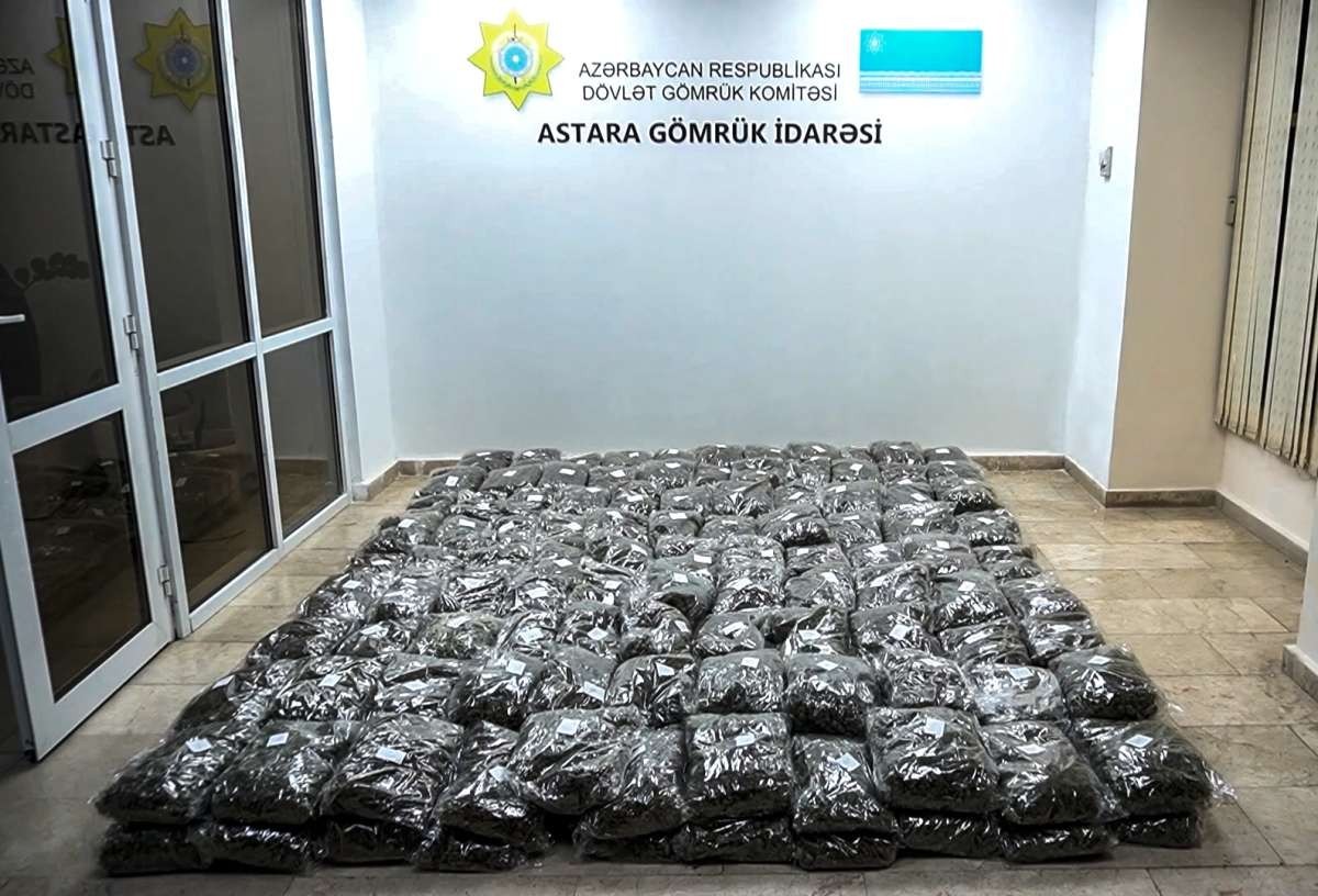 “Qarışıq meyvə qurusu” yükündə 112 kq-dan artıq narkotik vasitə aşkarlanıb