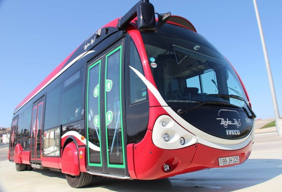 "BakuBus" avtobusu piyadanı vurub
