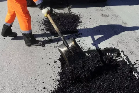 Şamaxıda yolların təmirinə başlanılır – yarım milyon ayrıldı
