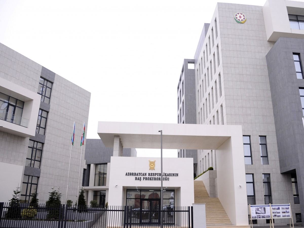 Gədəbəy İcra və probasiya şöbəsinin rəisi və sabiq icra məmuru dələduzluqda ittiham olunur