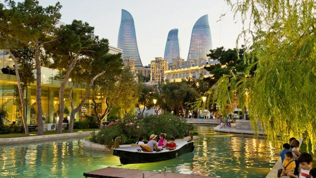 İrandan Azərbaycana turist gəlişi 3% azalıb