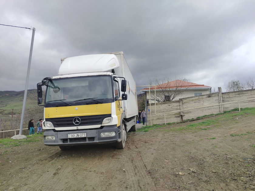 Ağdərənin Aşağı Oratağ kəndinə növbəti köç olub - FOTO