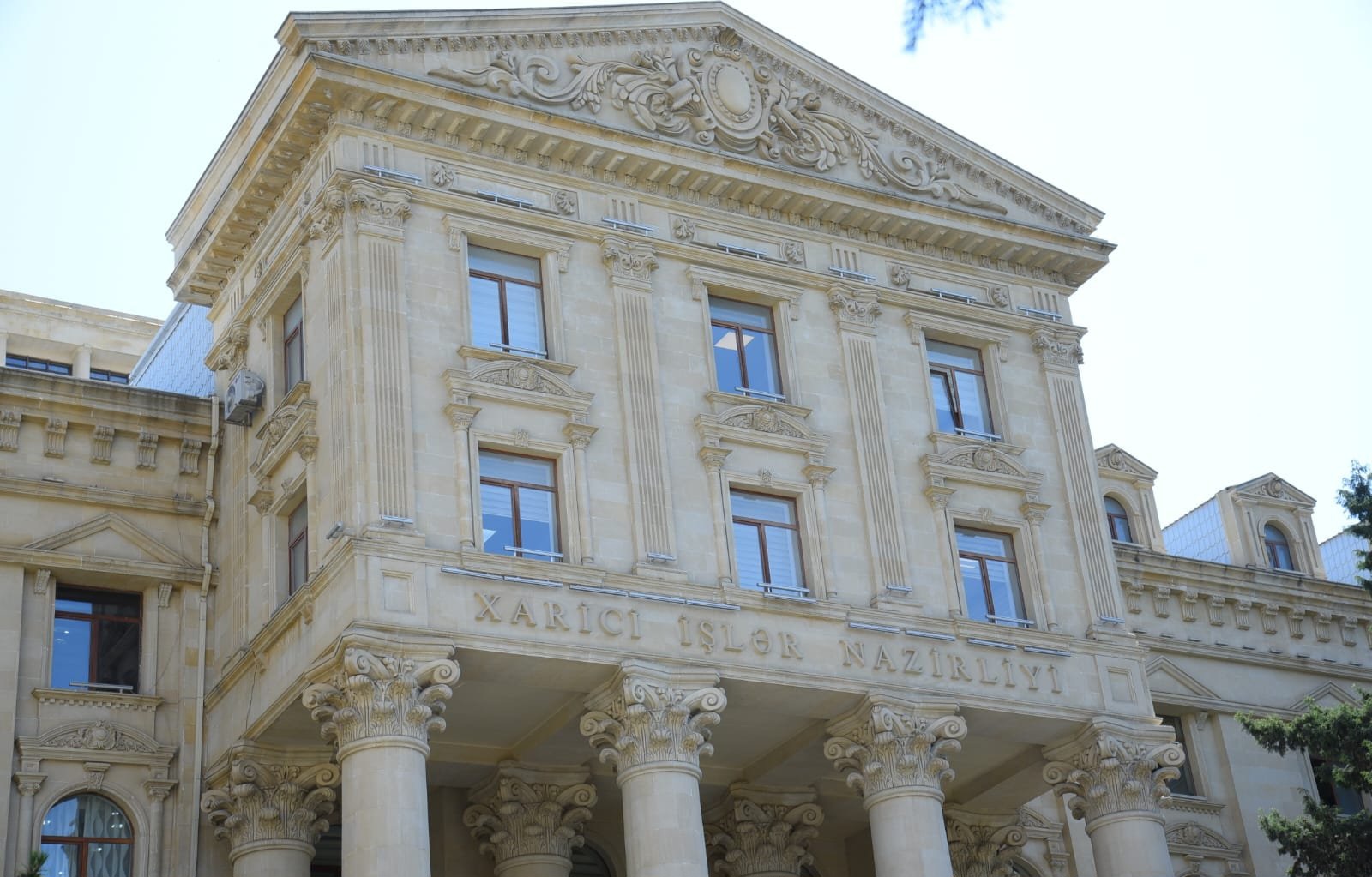 Azərbaycan XİN Türkiyəyə başsağlığı verdi