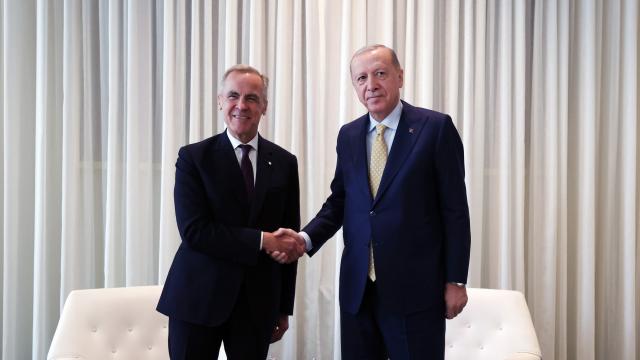 Ərdoğan Kanadanın Baş naziri ilə görüşüb 