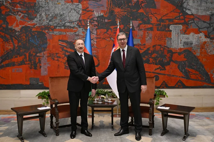 Aleksandar Vuçiç Prezident İlham Əliyevə zəng edib