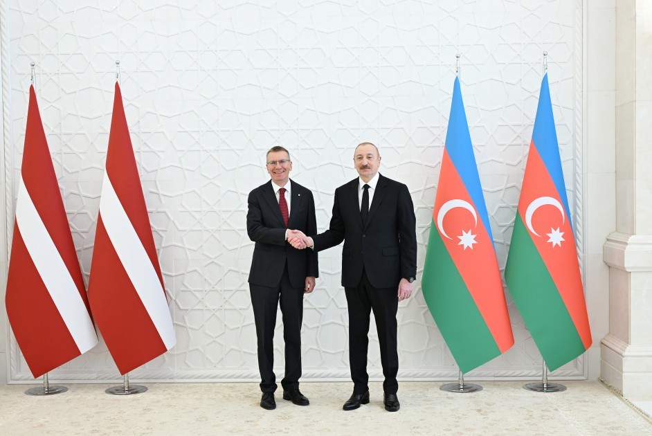 Latviya Prezidentinin rəsmi qarşılanma mərasimi olub